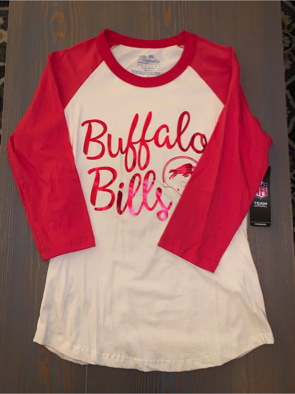 *NWT* Women’s Majestic Buffalo Bills Red & White Raglan Long Sleeve Tee